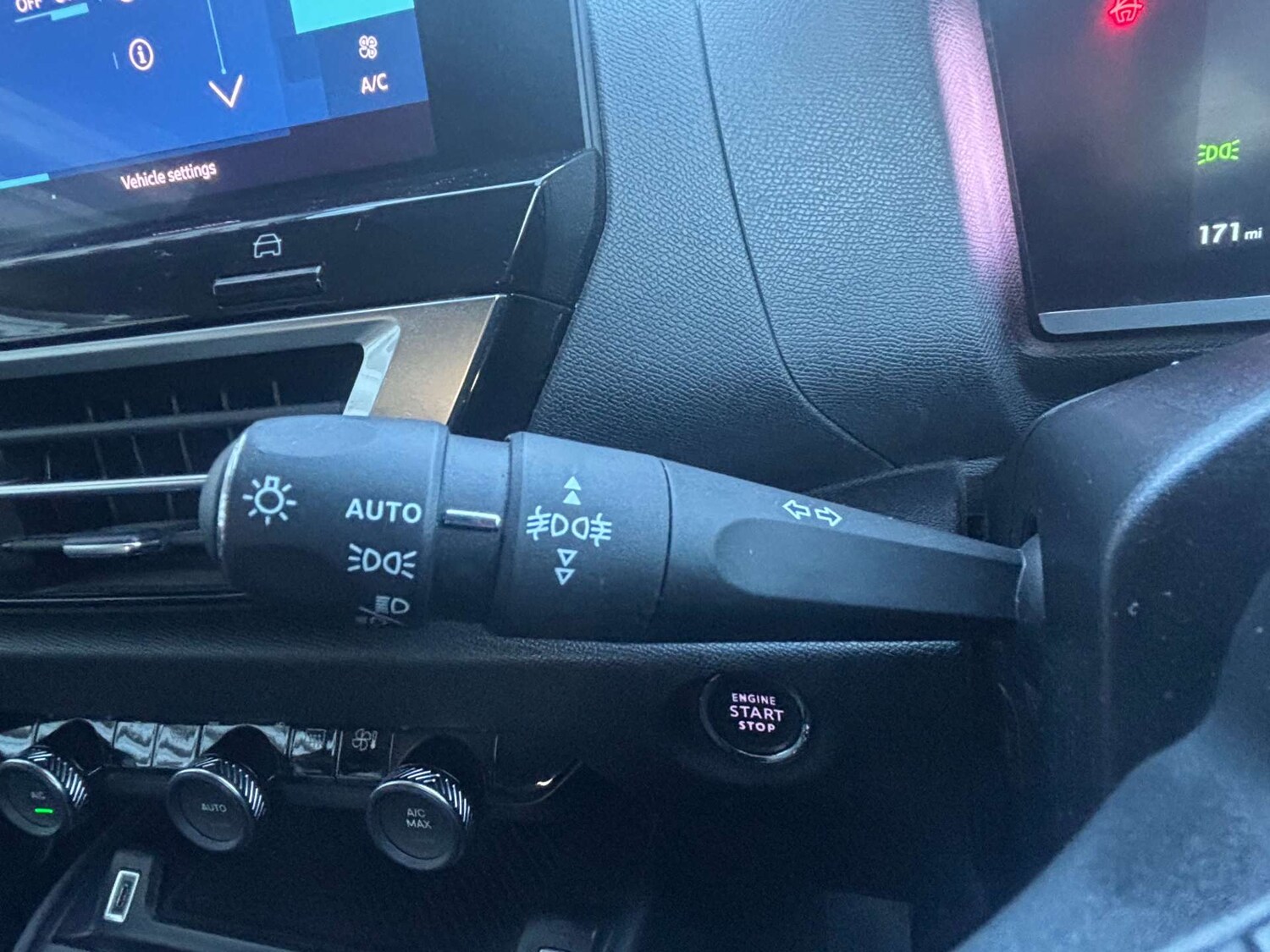 Used Citroen C4 2022 for sale - 76651428: Photo 37