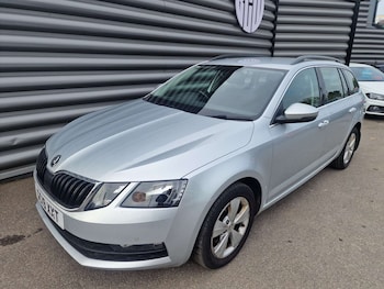 Used Skoda Octavia 2019 for sale - 76143232: Photo 2