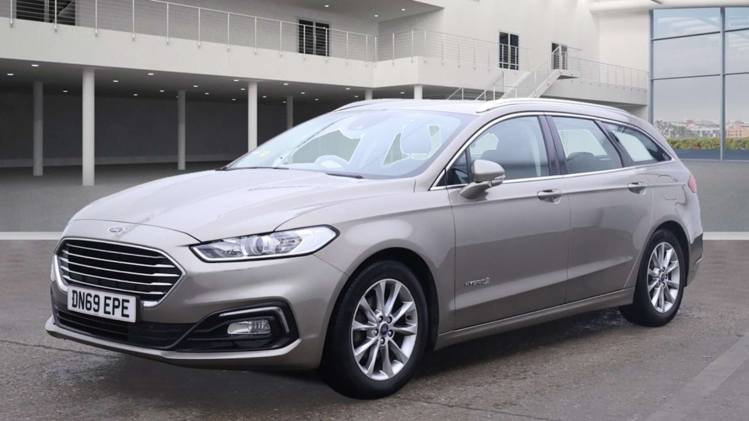 Used Ford Mondeo 2019 for sale - 76379910: Photo 2