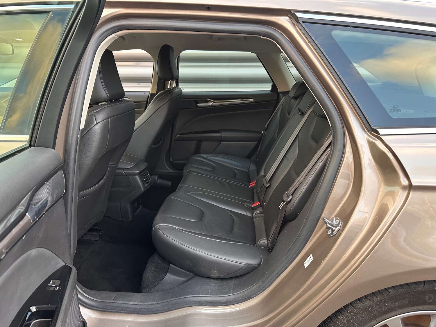 Used Ford Mondeo 2019 for sale - 76379910: Photo 25