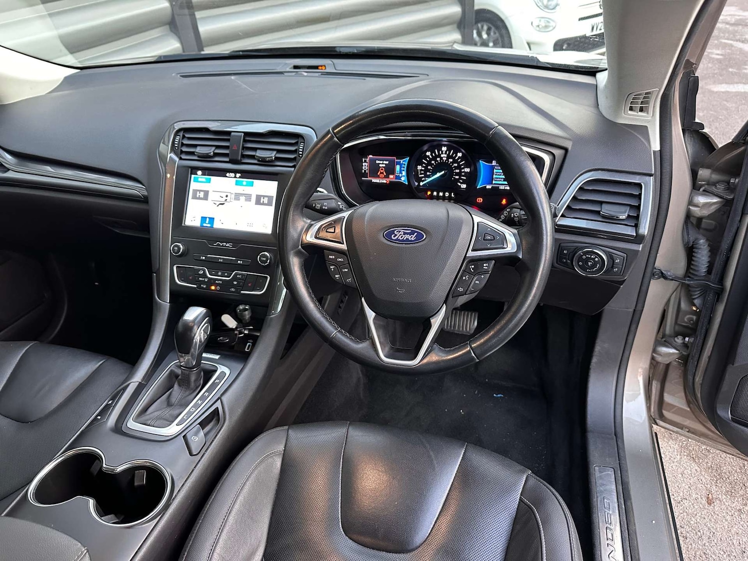 Used Ford Mondeo 2019 for sale - 76379910: Photo 27