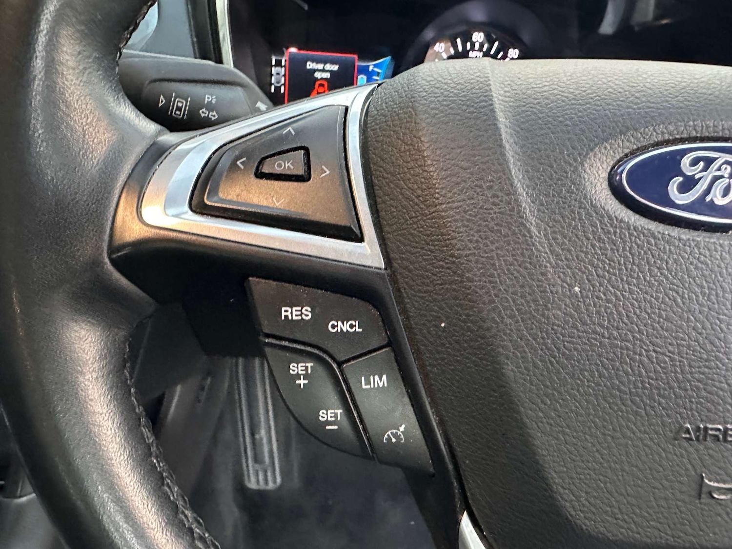 Used Ford Mondeo 2019 for sale - 76379910: Photo 30