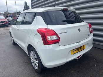 Used Suzuki Swift 2019 for sale - 75984064: Photo