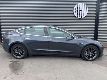 Used Tesla Model 3 2019 for sale - 79760179: Photo