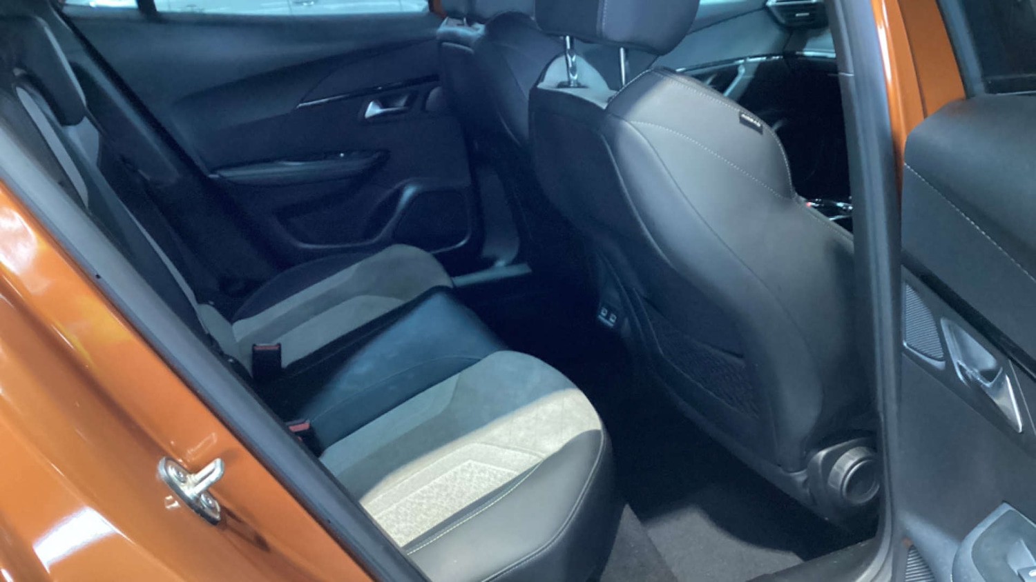 Used Peugeot 2008 2020 for sale - 76630382: Photo 6