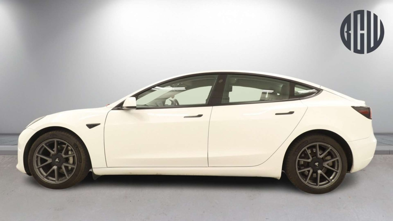 Used Tesla Model 3 2021 for sale - 78122058: Photo 6