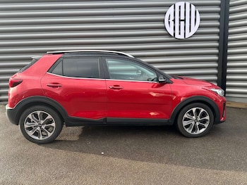 Used Kia Stonic 2019 for sale - 77632205: Photo