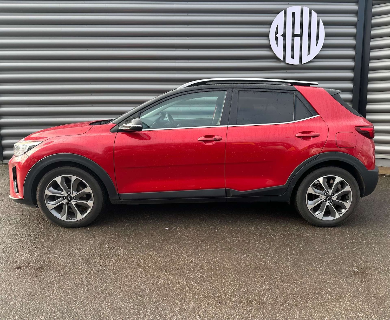 Used Kia Stonic 2019 for sale - 77632205: Photo 6