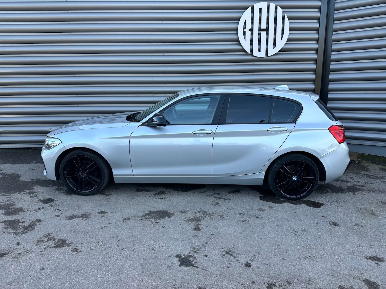 Used BMW 1 Series 2018 for sale - 77319716: Photo 2