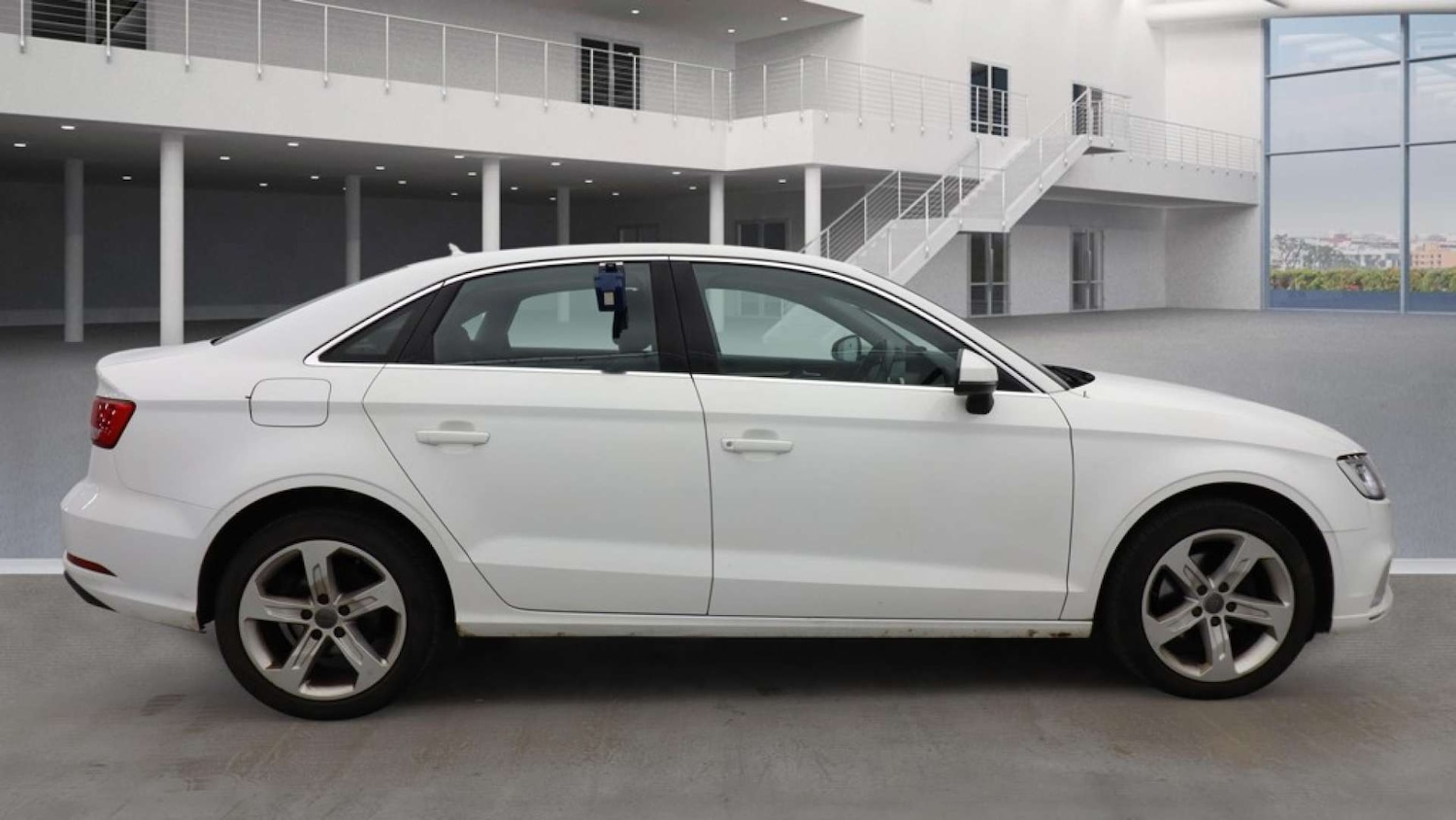 Used Audi A3 2017 for sale - 77161975: Photo 5