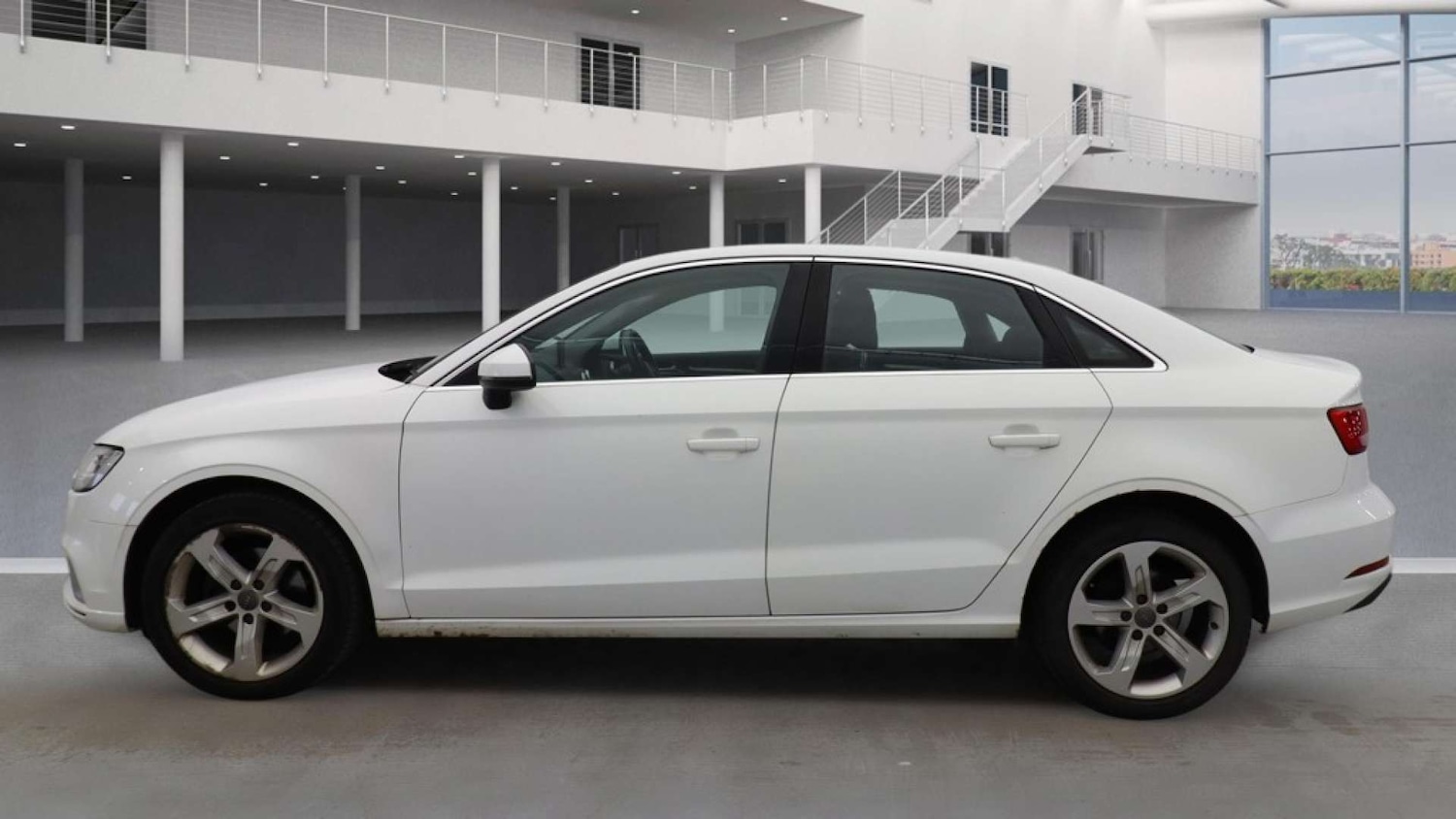 Used Audi A3 2017 for sale - 77161975: Photo 6