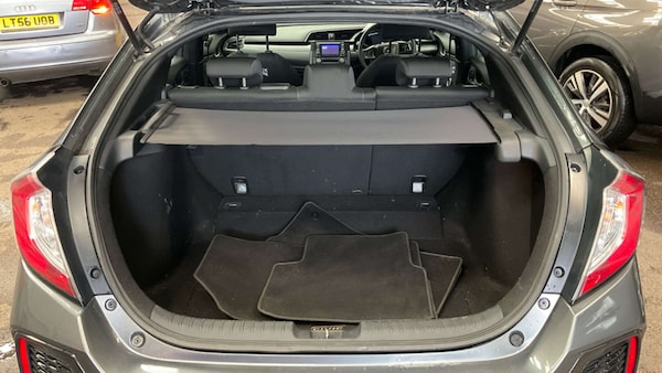 Used Honda Civic 2019 for sale - 76132429: Photo 7