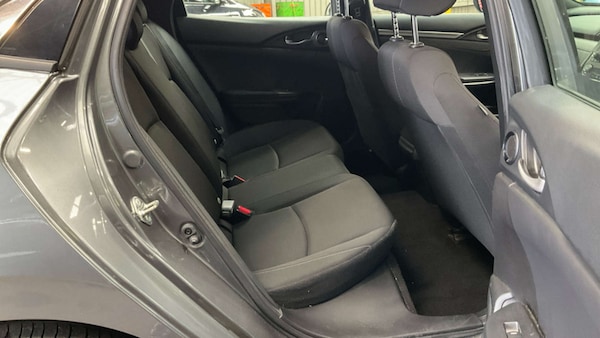 Used Honda Civic 2019 for sale - 76132429: Photo 8