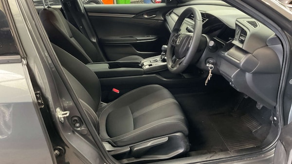 Used Honda Civic 2019 for sale - 76132429: Photo 9