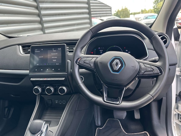 Used Renault Zoe 2020 for sale - 75791851: Photo 12
