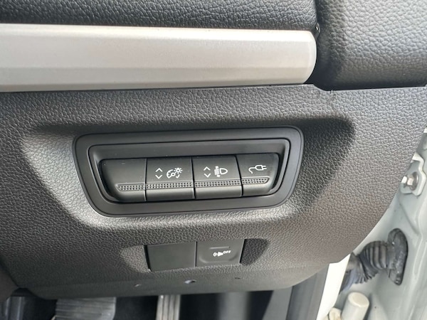 Used Renault Zoe 2020 for sale - 75791851: Photo 29