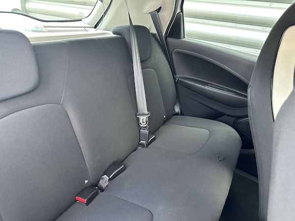 Used Renault Zoe 2020 for sale - 75791851: Photo 32