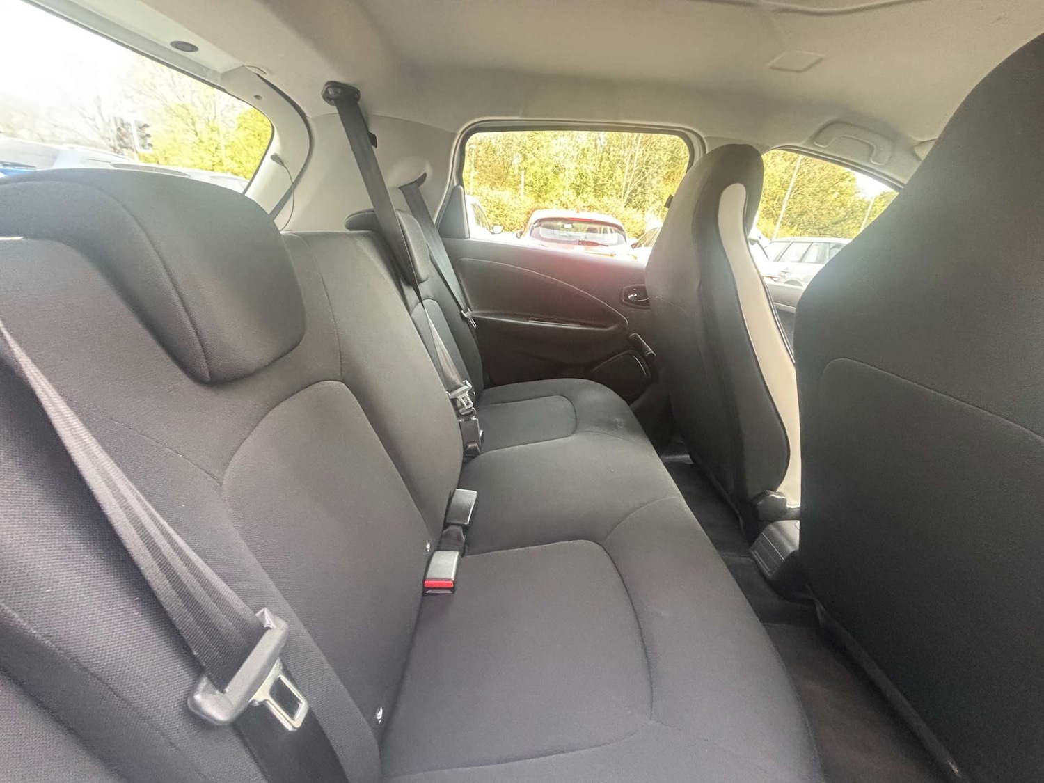 Used Renault Zoe 2020 for sale - 75791851: Photo 48