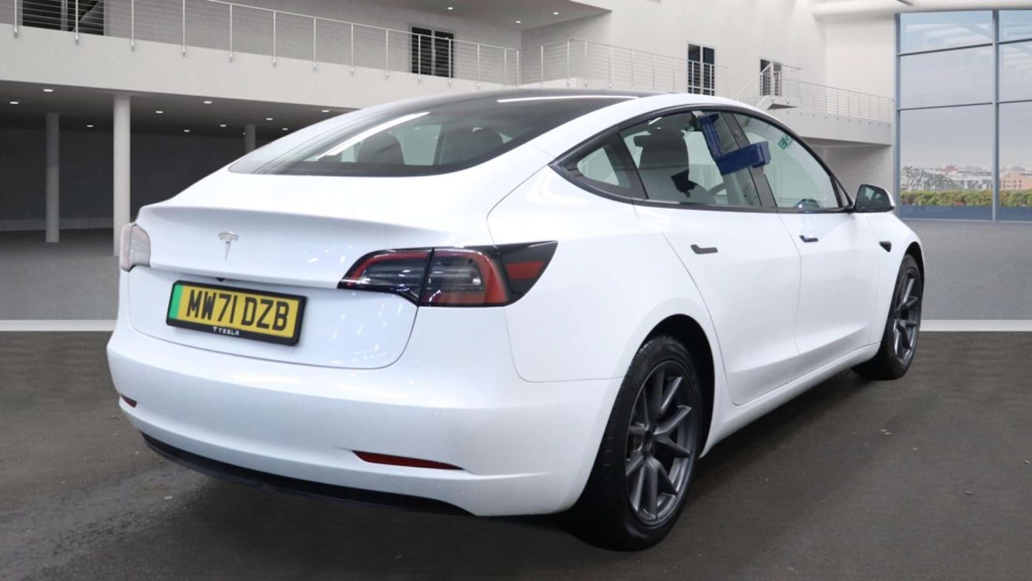 Used Tesla Model 3 2021 for sale - 77536229: Photo 4