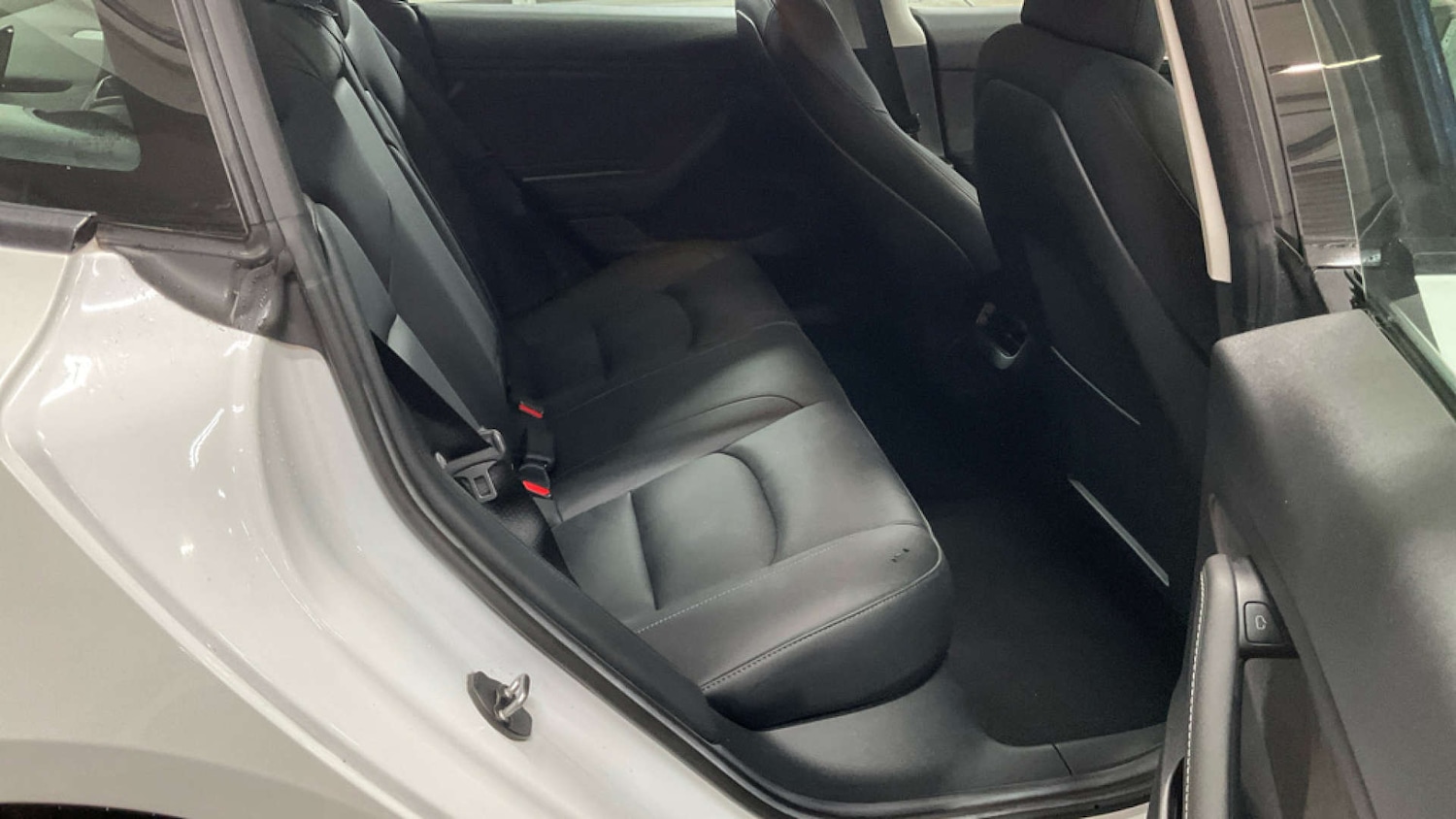 Used Tesla Model 3 2021 for sale - 77536229: Photo 8