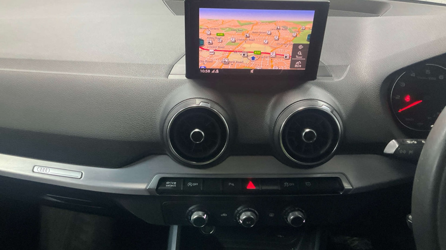 Used Audi Q2 2019 for sale - 76637248: Photo 10