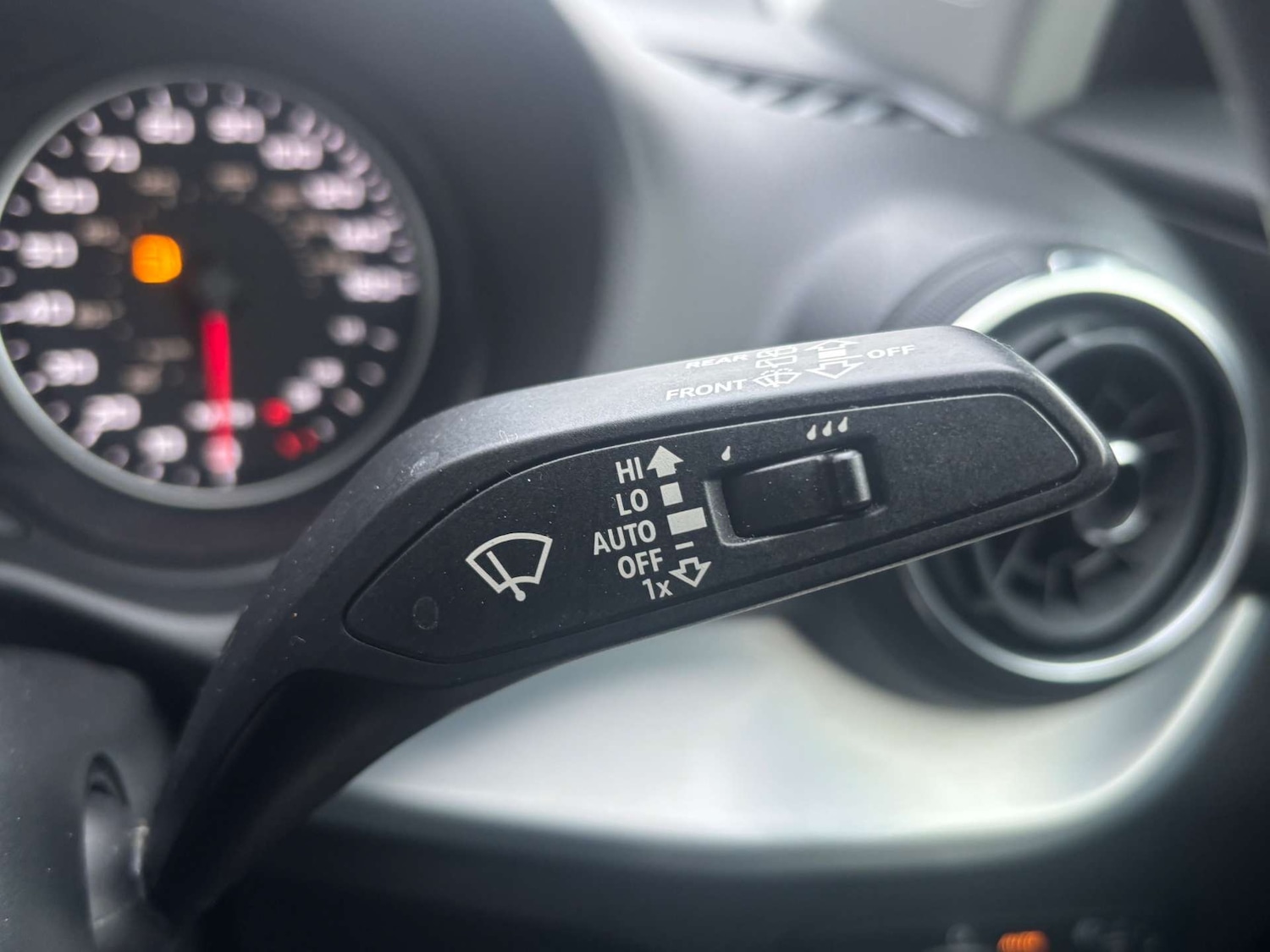 Used Audi Q2 2019 for sale - 76637248: Photo 41