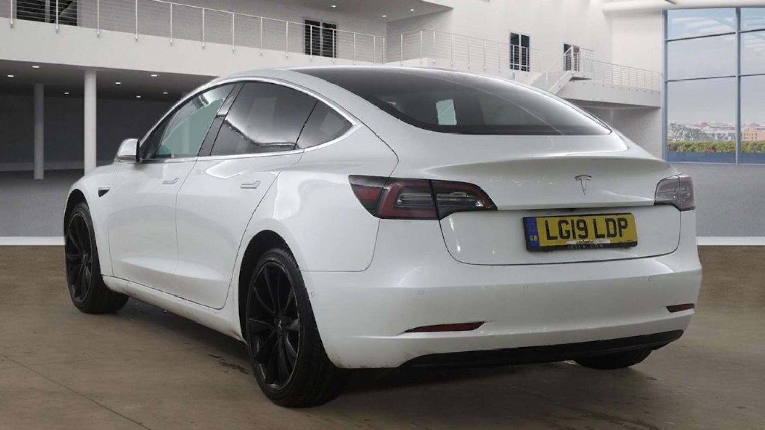 Used Tesla Model 3 2019 for sale - 77789079: Photo 3
