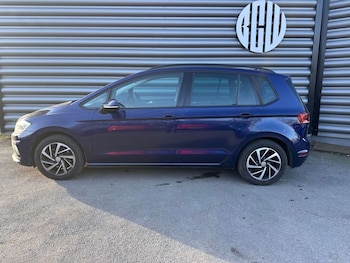 Used Volkswagen Golf SV 2020 for sale - 77086072: Photo