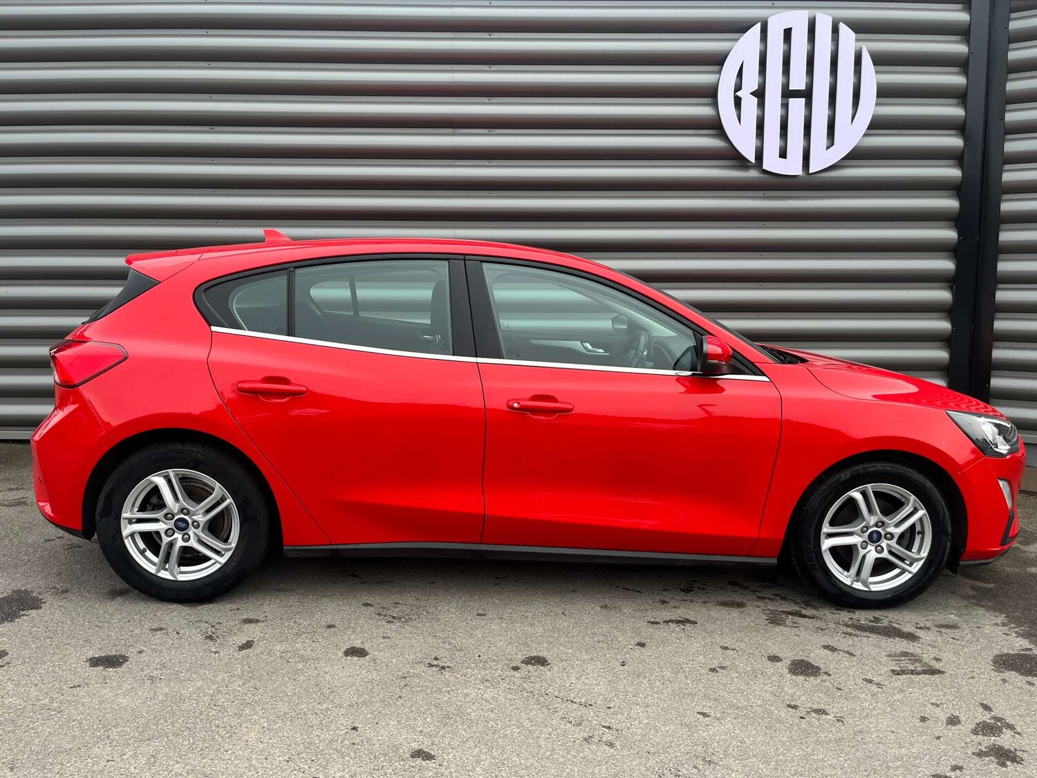 Used Ford Focus 2020 for sale - 76918183: Photo 2