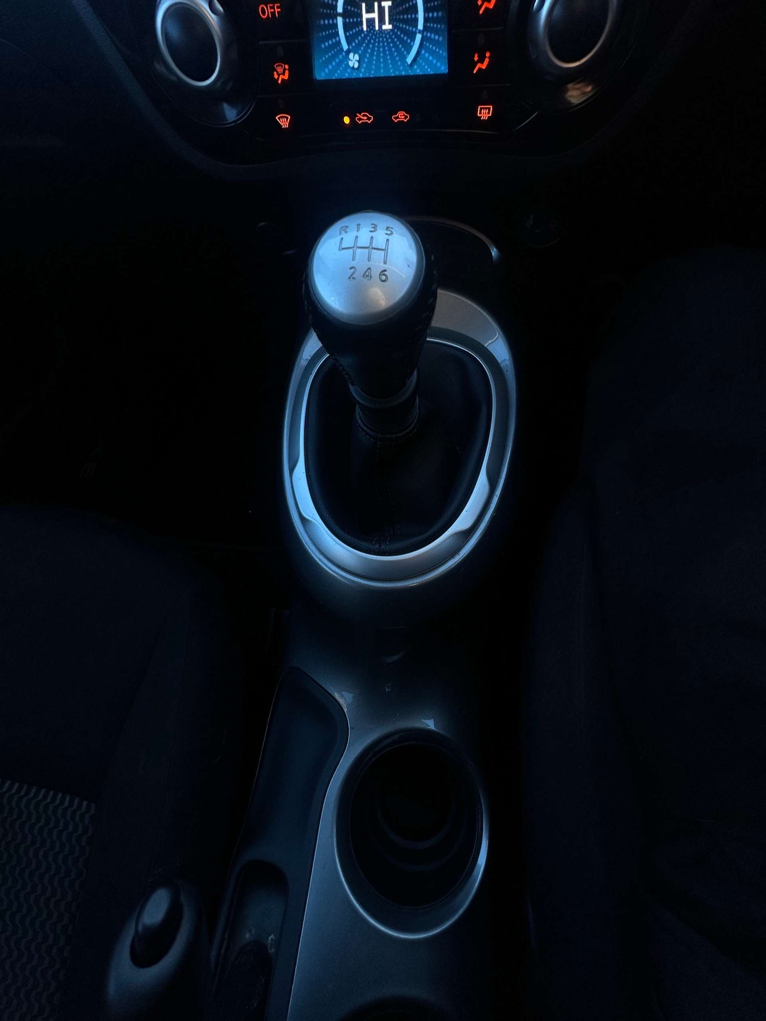 Used Nissan Juke 2015 for sale - 77107224: Photo 32