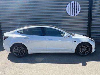 Used Tesla Model 3 2020 for sale - 78456081: Photo