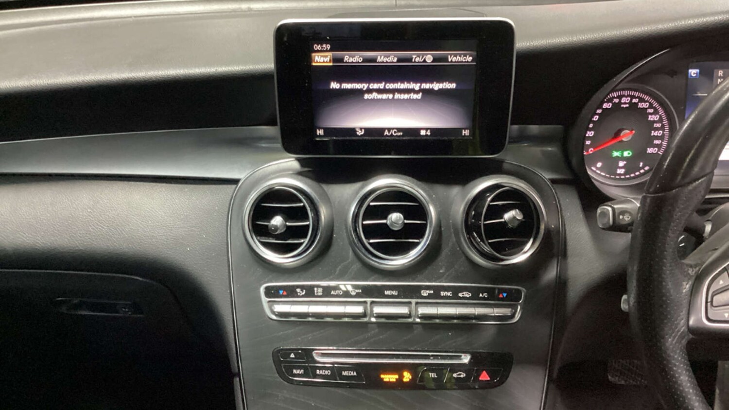 Used Mercedes-Benz GLC 2019 for sale - 77477819: Photo 14