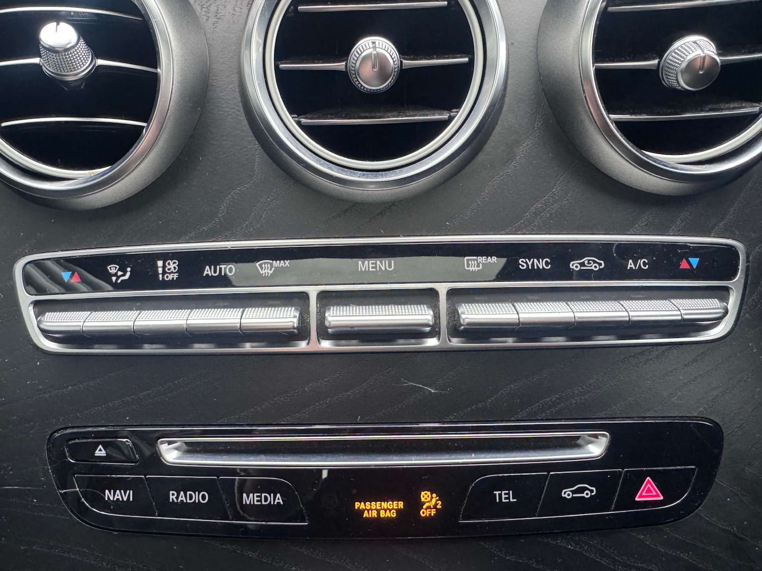 Used Mercedes-Benz GLC 2019 for sale - 77477819: Photo 28