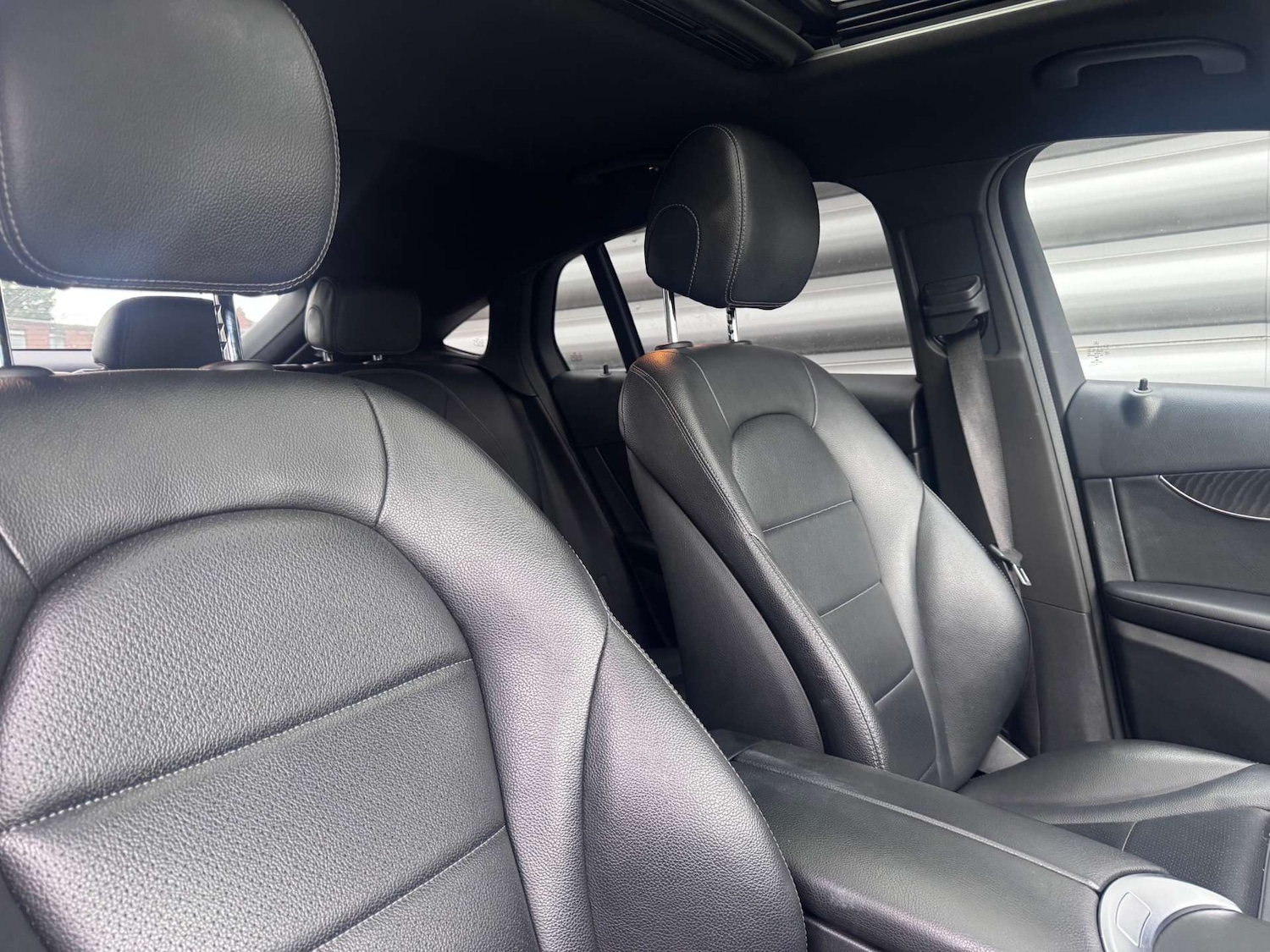 Used Mercedes-Benz GLC 2019 for sale - 77477819: Photo 36