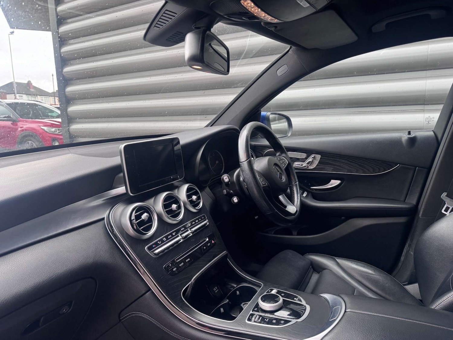 Used Mercedes-Benz GLC 2019 for sale - 77477819: Photo 38