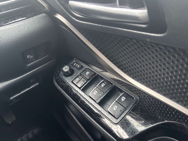 Used Toyota C-HR 2019 for sale - 76277682: Photo 16