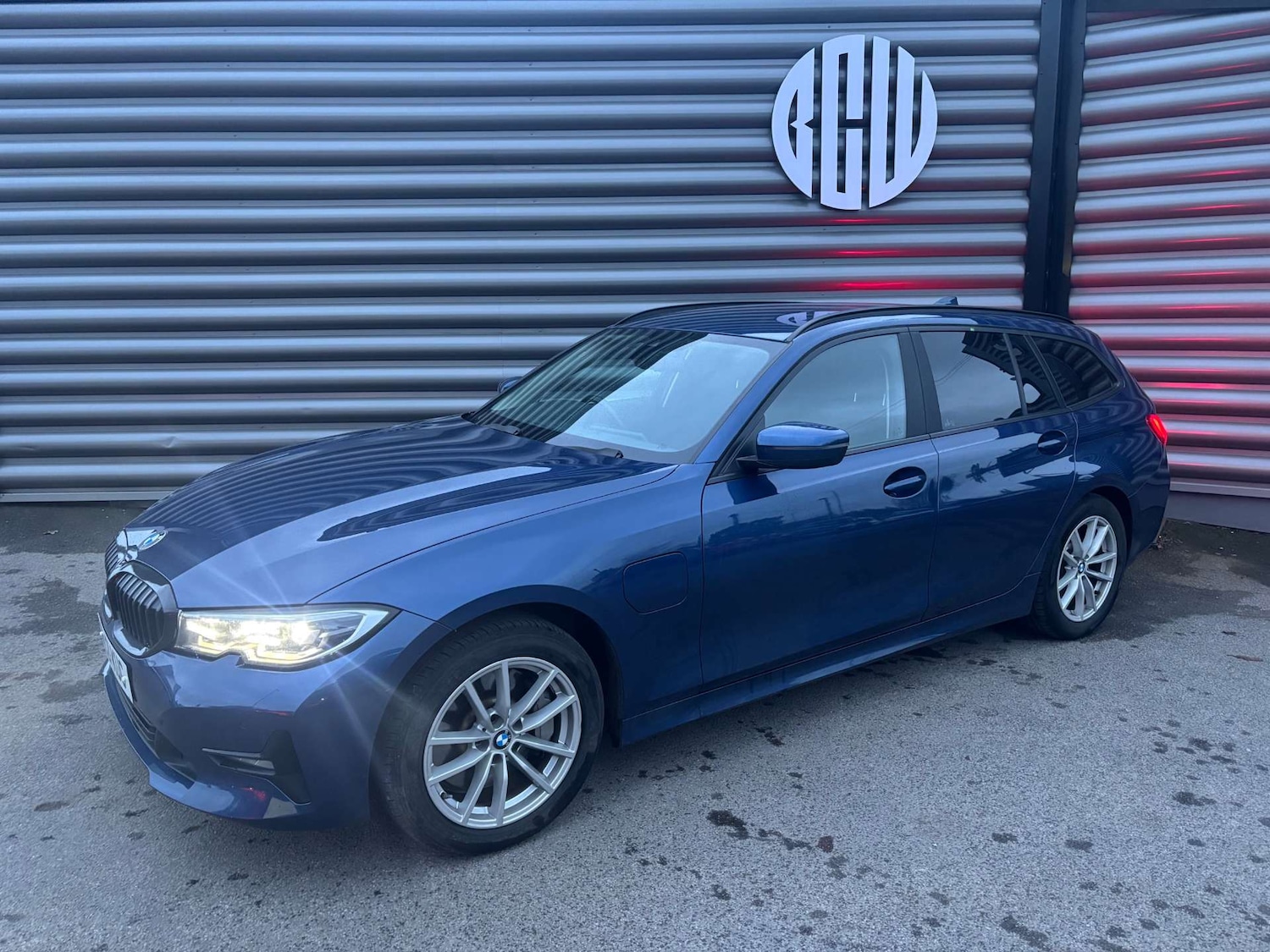 Used BMW 3 Series 2021 for sale - 76277738: Photo 2