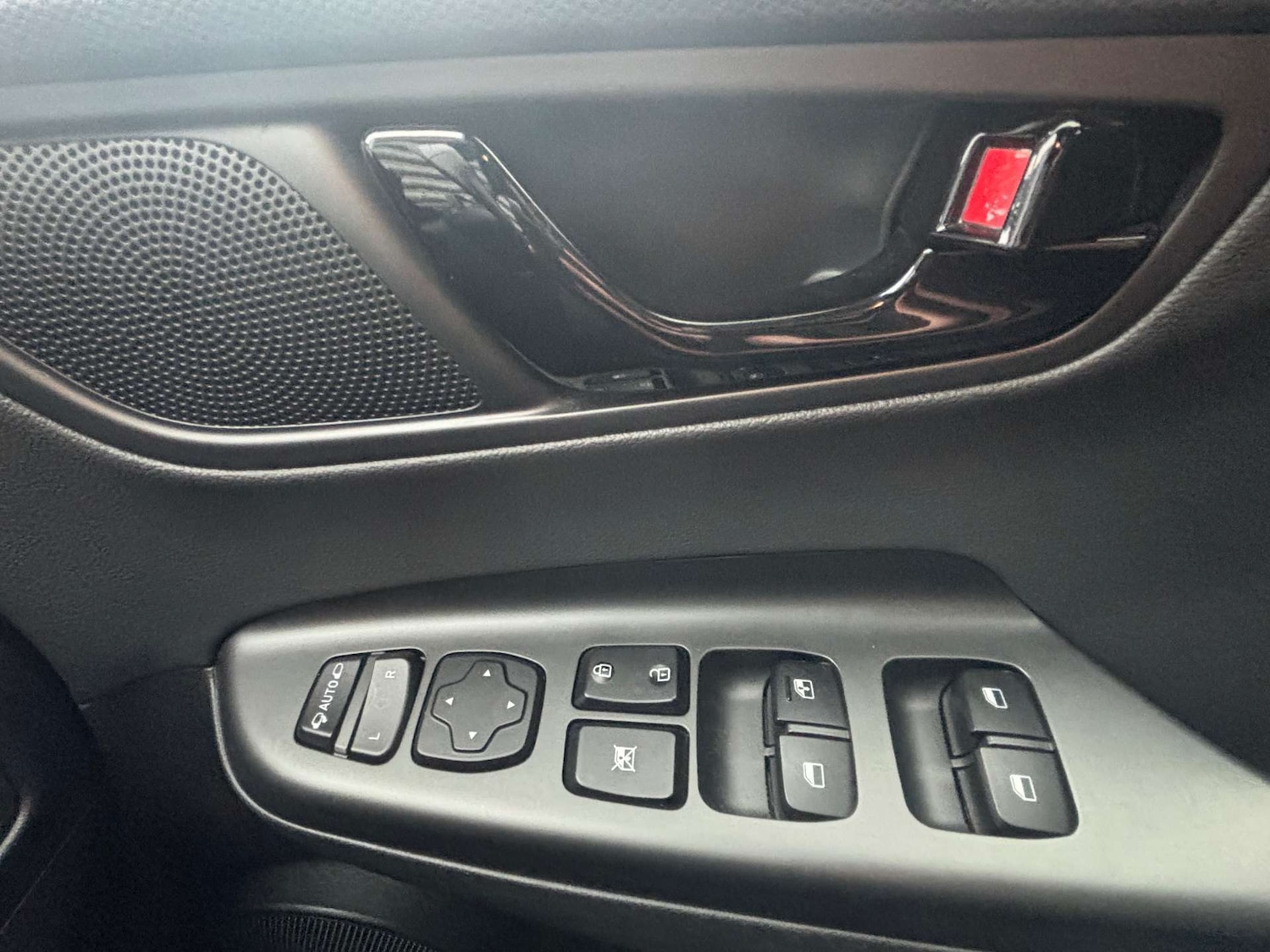 Used Hyundai KONA 2019 for sale - 76884387: Photo 18