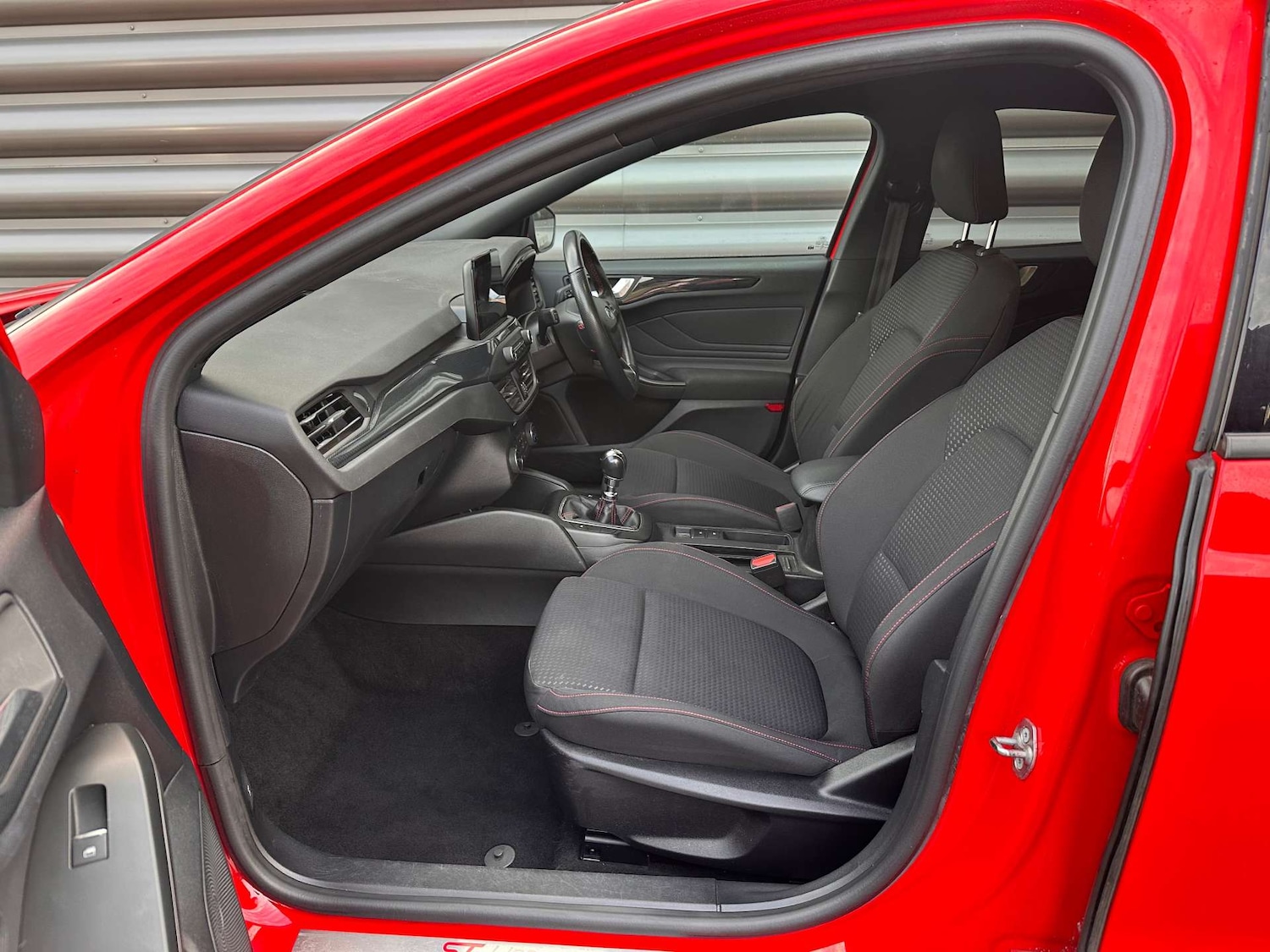 Used Ford Focus 2019 for sale - 76358327: Photo 17