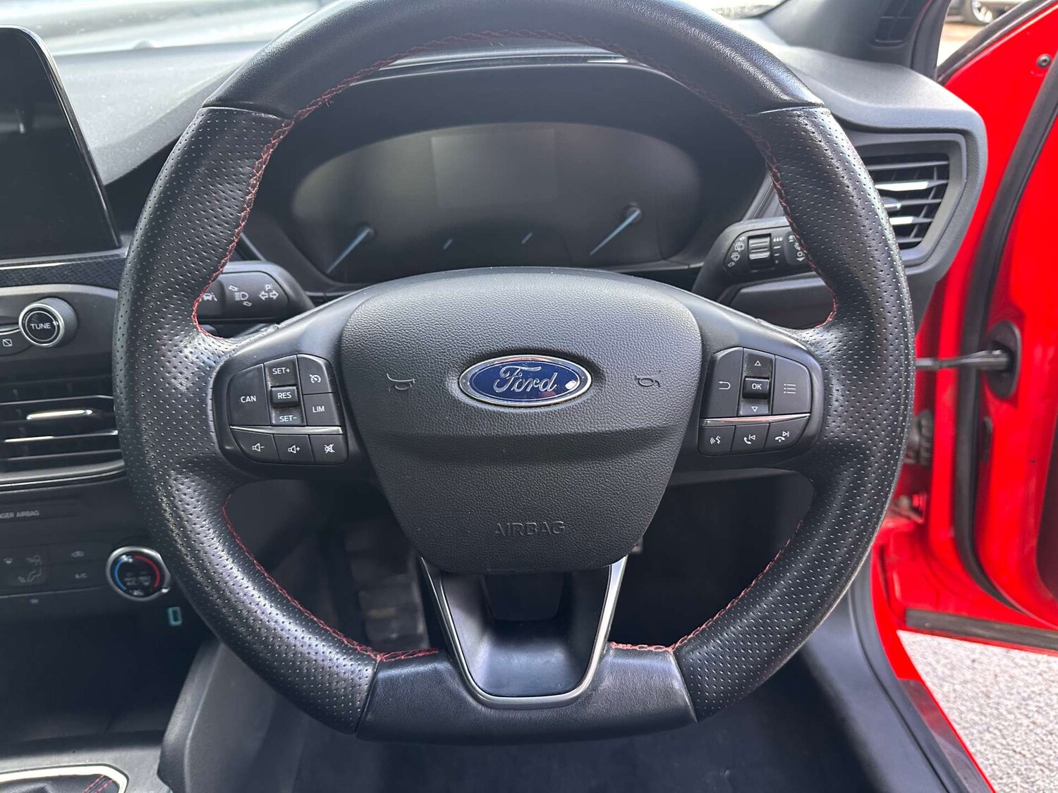 Used Ford Focus 2019 for sale - 76358327: Photo 27