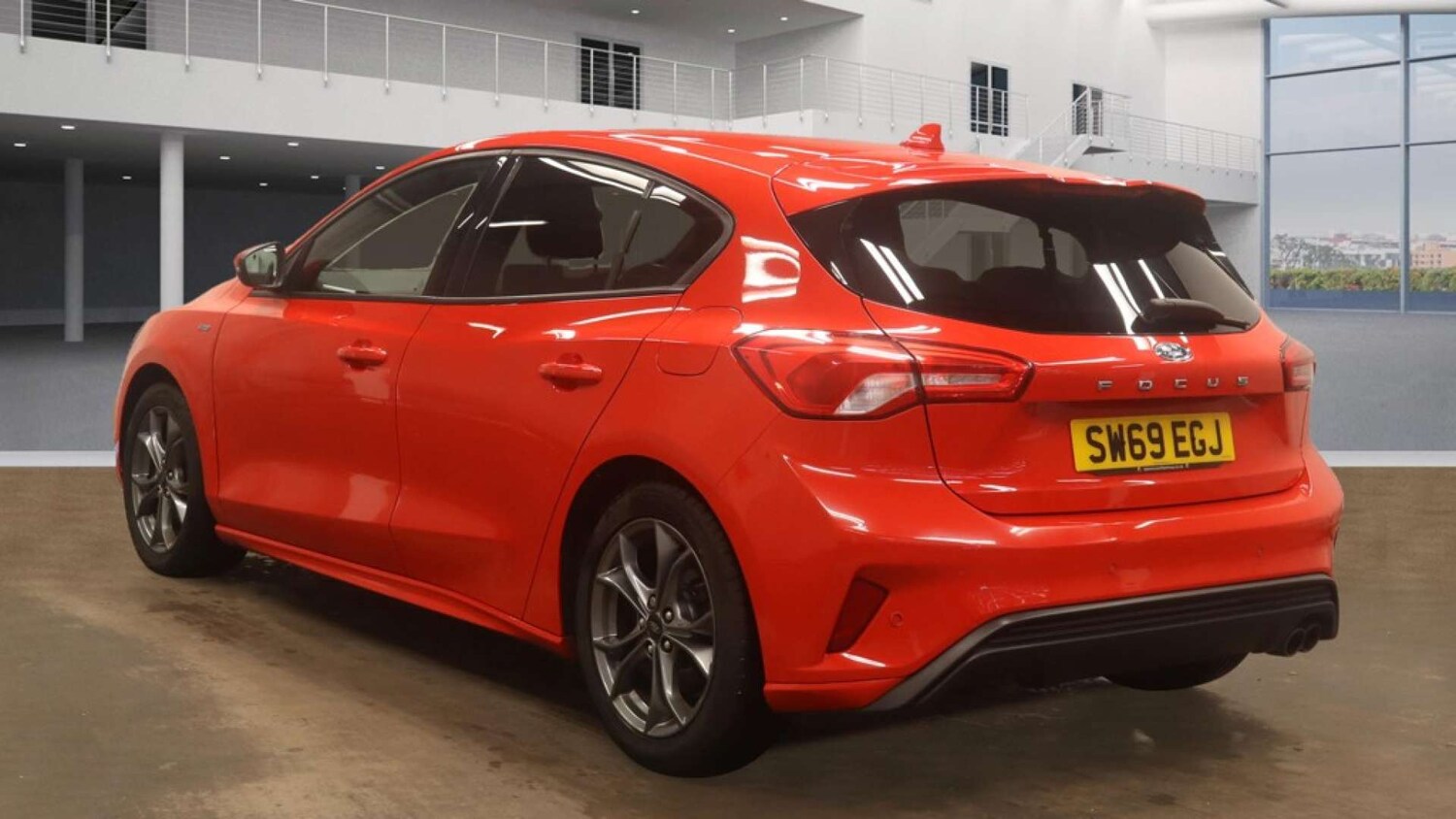 Used Ford Focus 2019 for sale - 76358327: Photo 3