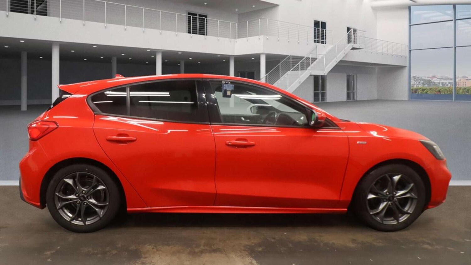 Used Ford Focus 2019 for sale - 76358327: Photo 5