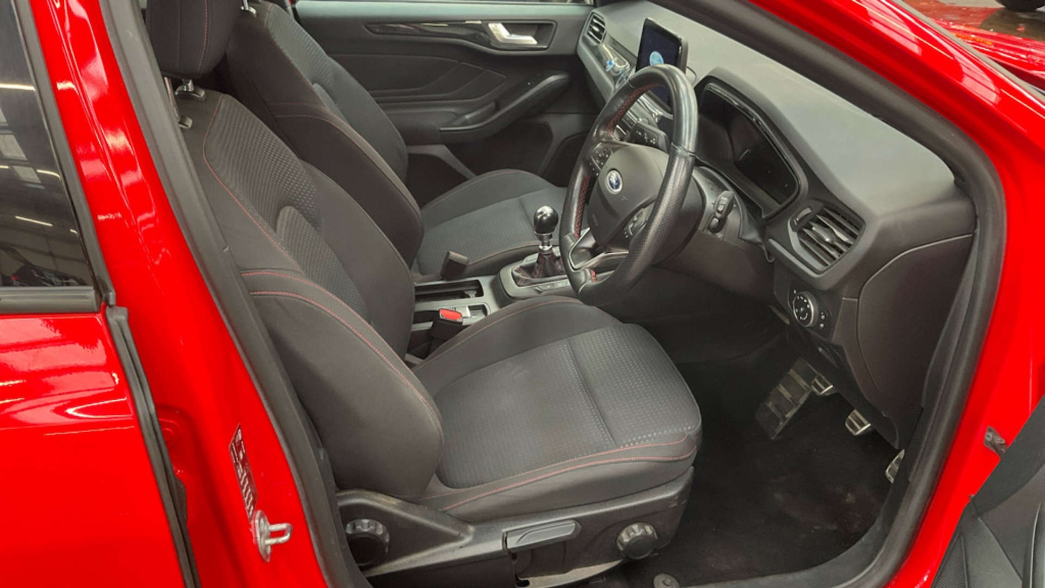 Used Ford Focus 2019 for sale - 76358327: Photo 9