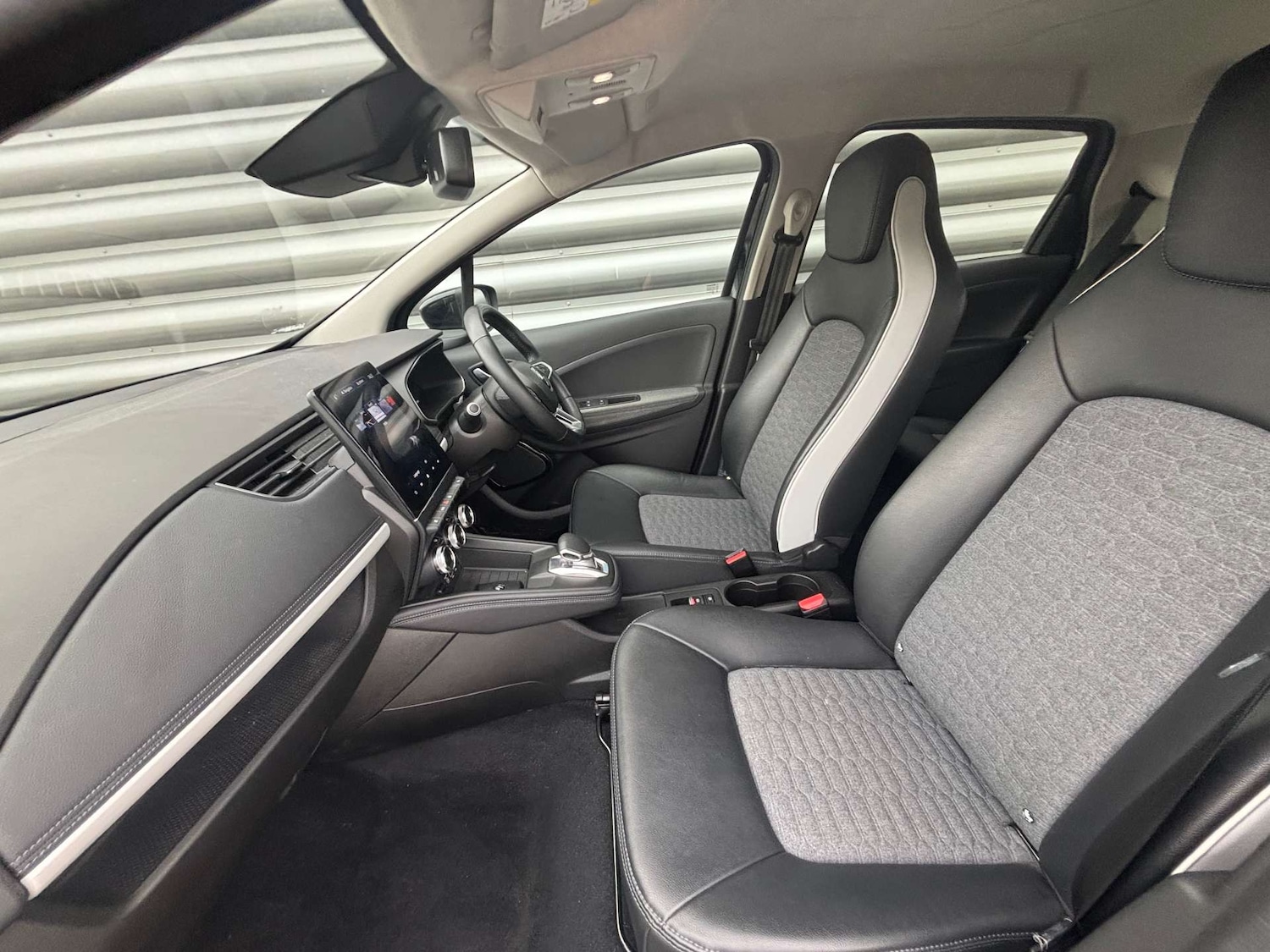 Used Renault Zoe 2022 for sale - 77583946: Photo 13