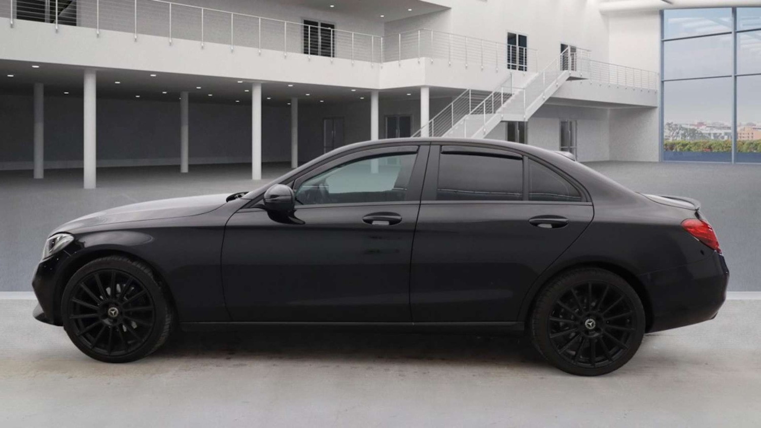 Used Mercedes-Benz C Class 2019 for sale - 77137425: Photo 6