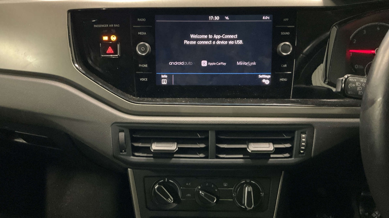 Used Volkswagen Polo 2018 for sale - 77332610: Photo 11