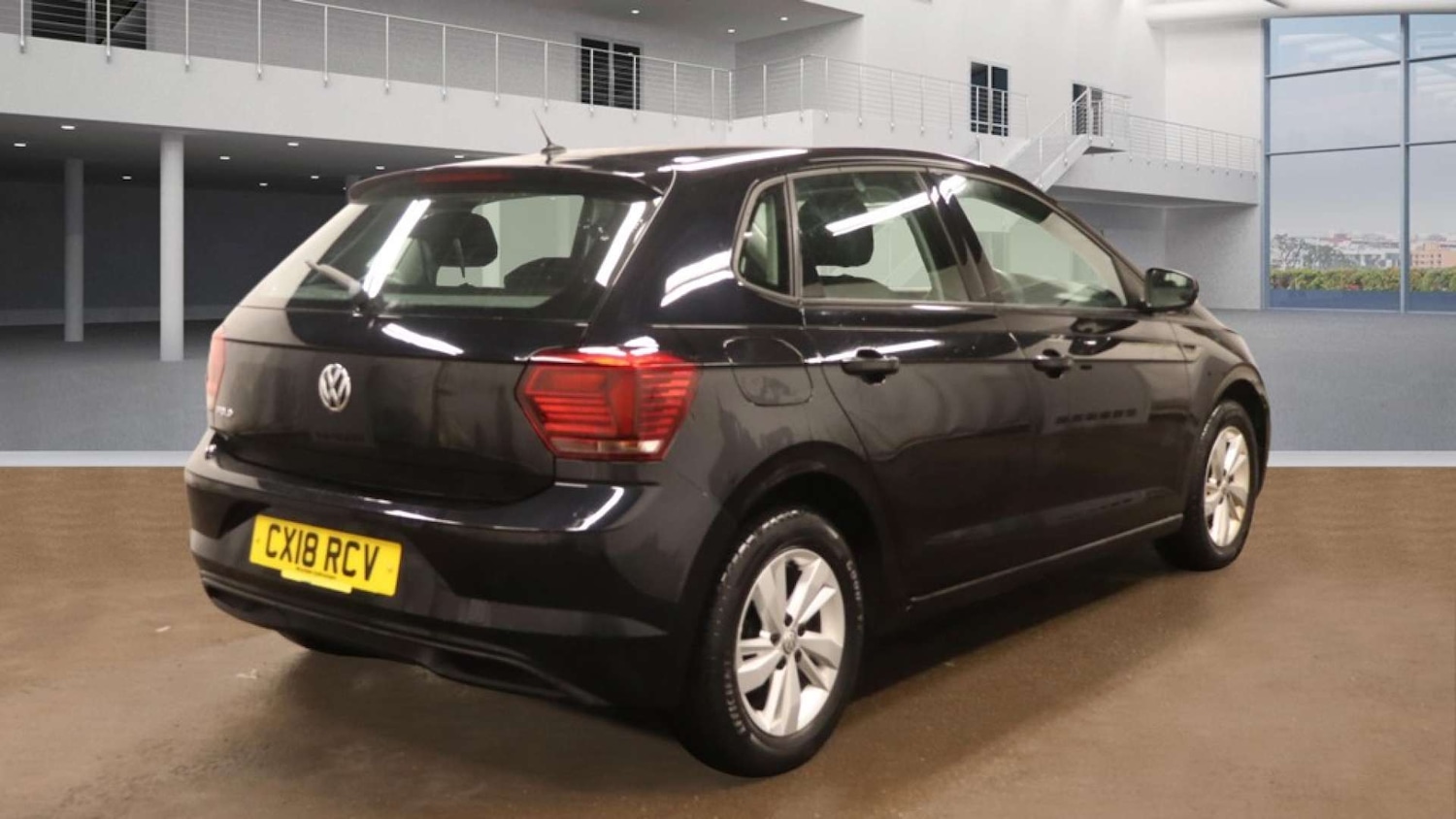 Used Volkswagen Polo 2018 for sale - 77332610: Photo 4