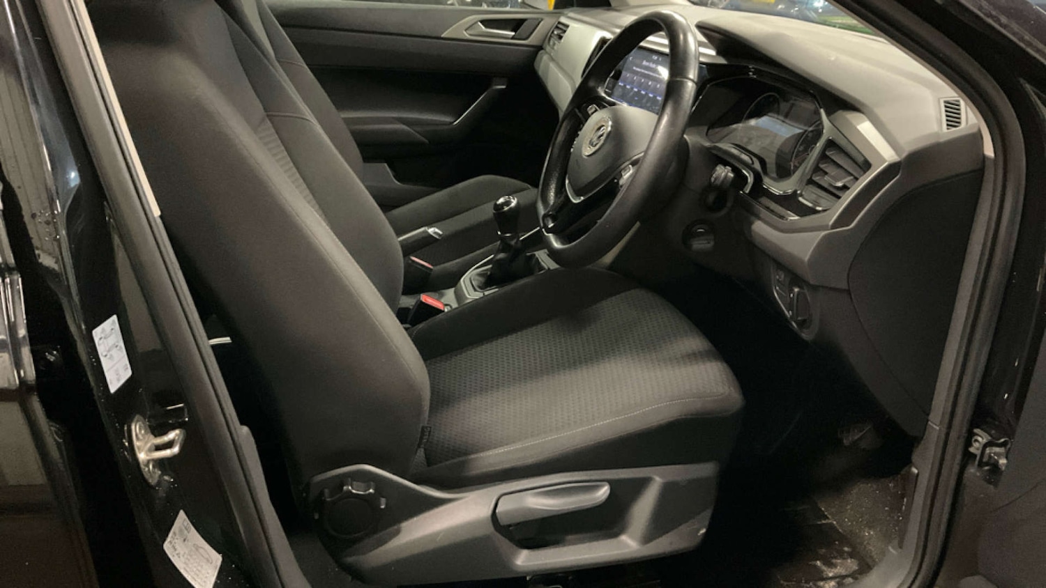 Used Volkswagen Polo 2018 for sale - 77332610: Photo 9