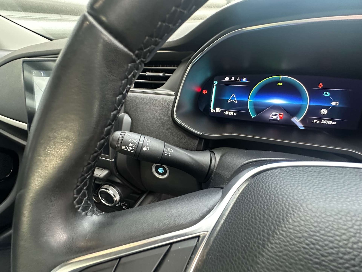 Used Renault Zoe 2021 for sale - 77353575: Photo 28