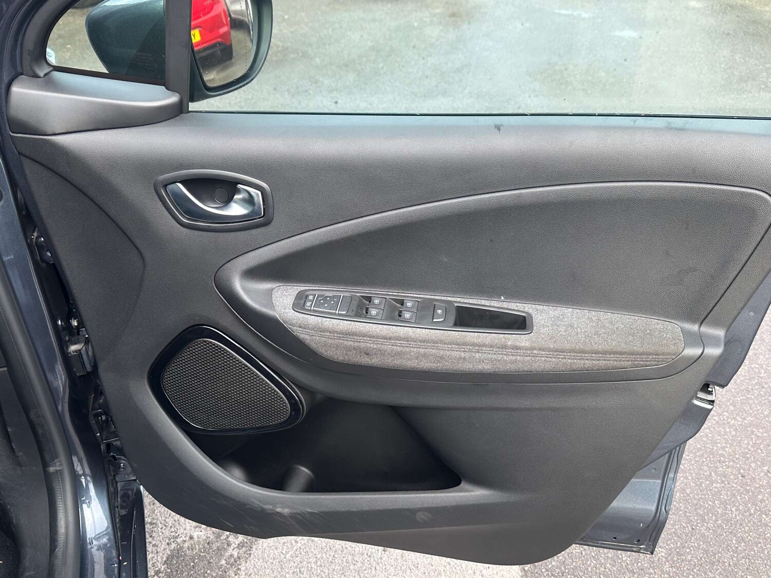 Used Renault Zoe 2021 for sale - 77353575: Photo 37